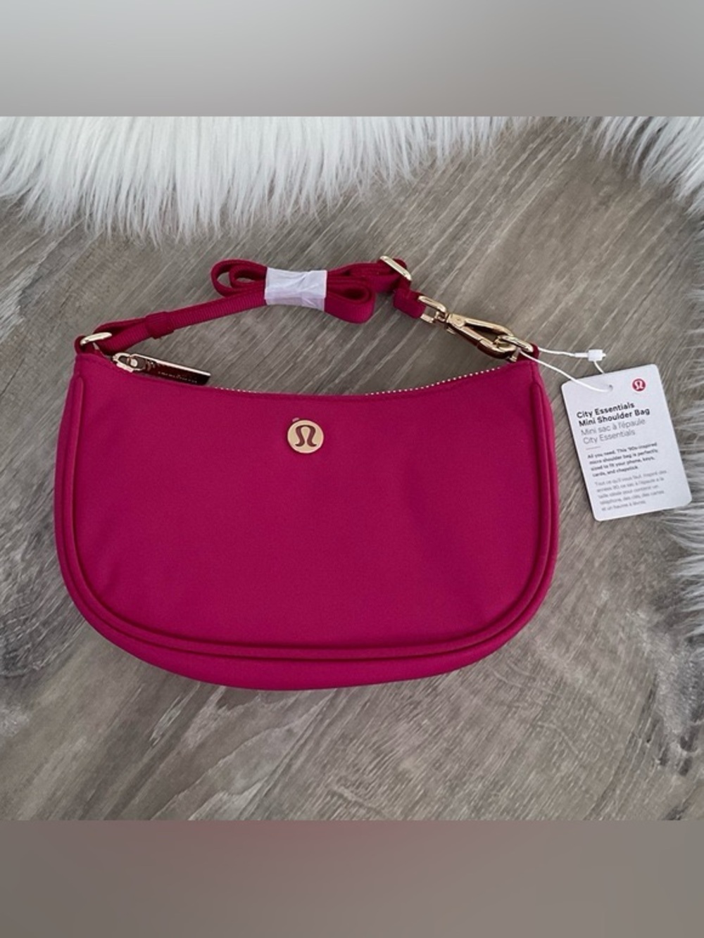Lululemon City Essentials Mini Shoulder Bag 1L Berry Rumble Pink Gold hardware
